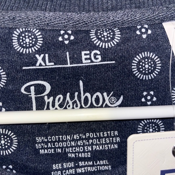 Michigan Wolverines Pressbox Crewneck Sweatshirt Women's XL Oversized New Tag! - Picture 2 of 5